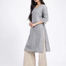 Anouk Rustic V-Neck Checked Straight Kurta image 5