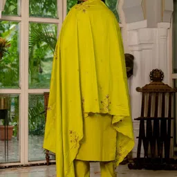 CREEPER Women Ethnic Motifs Embroidered Regular Thread Work Kurta with Trousers & With Dupatta image 3