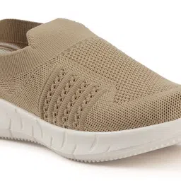 glitchez Women Textured Slip-On Sneakers image 3