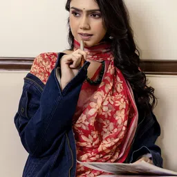 HERE&NOW Floral Printed Pure Linen Ready to Wear Saree With Unstitched Blouse Piece image 2