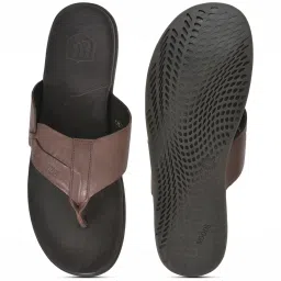 Woodland Men's Brown Thong Sandals image 5