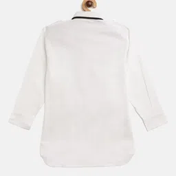 AD & AV Boys White & Black Solid Kurta with Trousers image 2