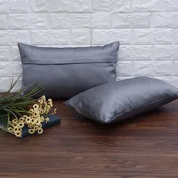 RoyalDeco Grey Set of 2 Rectangle Cushion Covers image 5