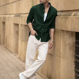 Powerlook Men Solid Button-Down Collar Pure Cotton Emerald Casual Shirt image 2