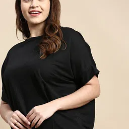 SHOWOFF Plus Round Neck Extended Sleeves Top-picture-33