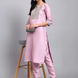 JDS LIFESTYLE Women Woven Design Kurta with Trousers image 3