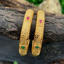 GRIIHAM Set Of 2 Gold Plated American Diamond Studded Leaf Bangles-picture-28