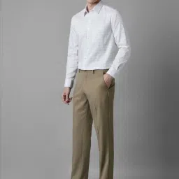 Louis Philippe White Cotton Slim Fit Checks Shirt image 5