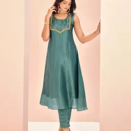 Odette Light Blue Embroidered Kurta with Pant image 3