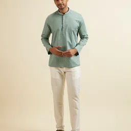 Manyavar Floral Printed Thread Work Mandarin Collar Cotton Straight Short Kurta image 2