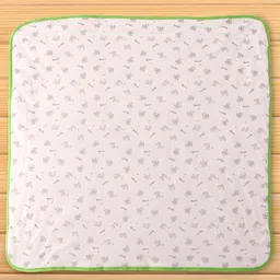 Doreme Fleece Knit Hooded Wrapper With Heart Print L 81 x B 79 cm - White & Green image 3