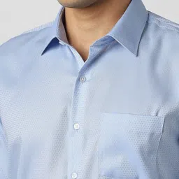 Van Heusen Men Slim Fit Textured Spread Collar Pure Cotton Formal Shirt image 5