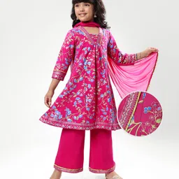 EARTHY TOUCH Single Jersey Knitted Three Fourth Sleeves Floral Printed Kurta Salwar Set with Dupatta & Lace Detailing - Dark Pink-picture-19