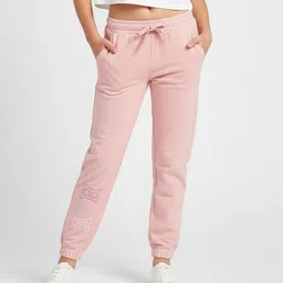 ALAN JONES Premium Cotton Knit Text Printed Sweatpant - Pink-picture-14