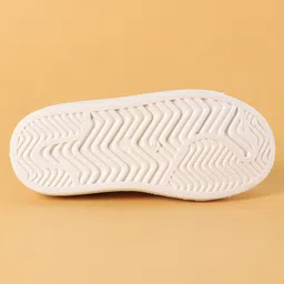 Cute Walk by Babyhug Chevron Print Slip On Casual Shoes - Red image 5