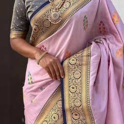 ELITE WEAVES Floral Zari Silk Blend Banarasi Saree image 4