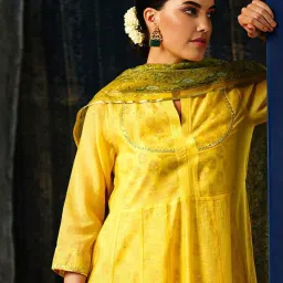 Jaypore Yellow Block Printed Flare Fit Kurta image 5