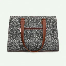 ZOUK Lattice Lace Printed Tote Handbag image 5