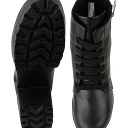 Shoetopia Solid Boots - Black image 5