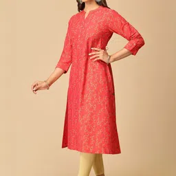 MAKEOVER FASHIONS Botanical Printed Kurti image 2