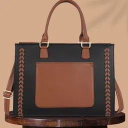 PARSLEY Structured Handheld Bag with Tasselled-picture-20