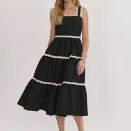 Pinly Ruffled Tiered Monochrome Fit & Flare Midi Dress-picture-15