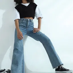 SHOWOFF Women Comfort Flared High-Rise Slash Knee Light Fade Stretchable Jeans image 4