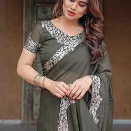 HERE&NOW Ethnic Motifs Embroidered Pure Georgette Saree With Blouse Piece image 2
