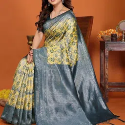 AVANTIKA FASHION Ethnic Motifs Zari Kanjeevaram Saree with Blouse Piece image 4