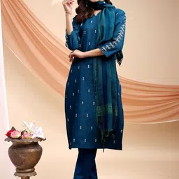 ARADHNA Women Ethnic Motifs Embroidered Regular Thread Work Kurti with Trousers & With Dupatta-image-60