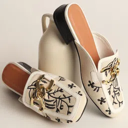 Street Style Store Women Embroidered Block Mules-picture-33
