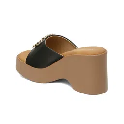 Flat n Heels Women Wedge Sandals image 4