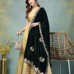 Moda Rapido Ethnic Motifs Embroidered Velvet Dupatta with Gotta Patti image 5