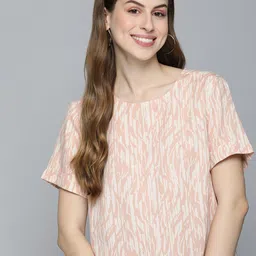 Levis Abstract Printed Extended Sleeves Casual T-shirt-picture-17