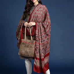 Taavi Ethnic Motifs Printed Block Print Dupatta image 4