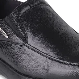Red Chief Men Formal Leather Slip-Ons Shoes image 5