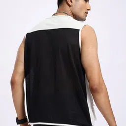 glitchez Mesh Moment Colorblock Cargo-Pocketed Gilet Jacket image 5