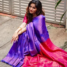 AMRUTKALA SAREES Woven Design Zari Silk Blend Saree image 5