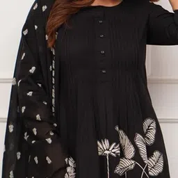 DIVASTRI Women Floral Printed Kurta with Trousers & Dupatta image 5