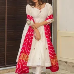 JAPNAAM Women Floral Embroidered Regular Thread Work Chanderi Silk Kurta with Trousers & With Dupatta image 4