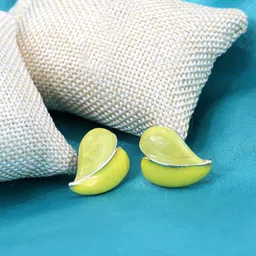 FIMBUL Stainless Steel Gold Plated Heart Shaped Studs image 2