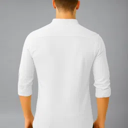 univibe Men Solid Daily Cotton Straight Kurta image 3