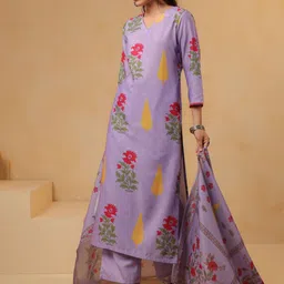 GoSriKi Women Floral Printed Kurta with Palazzo & Dupatta image 3