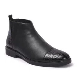Carlton London Men's Black Chelsea Boots image 3