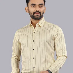 SOLSTICE Men Vertical Striped Spread Collar Satin Casual Shirt-picture-23