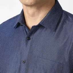 Van Heusen Navy Cotton Regular Fit Chequered Formal Shirt image 4