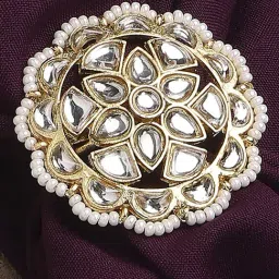 Oomph Gold Kundan Jadau Ethnic Floral Design Adjustable Cocktail Ring-picture-27