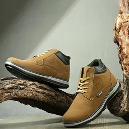 Vellinto Men Textured Casual Regular Boots image 3