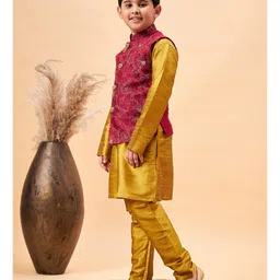 Vastramay Full Sleeves Solid Kurta & Pyjama With Sequin Embellished Floral Woven Designed Nehru Jacket - Mustard Yellow & Maroon image 4