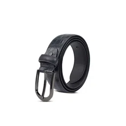 El'Curio Men Textured Leather Belt With Tang Closure image 3